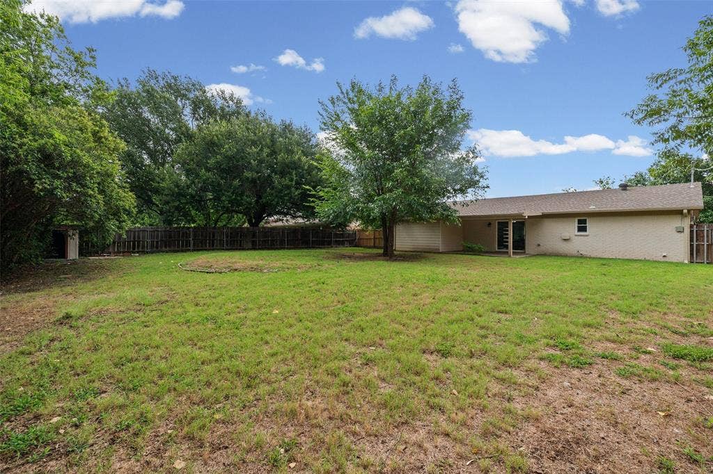 1005 Keller Avenue, Benbrook, TX 76126 1005 Keller Avenue, Benbrook, TX 76126