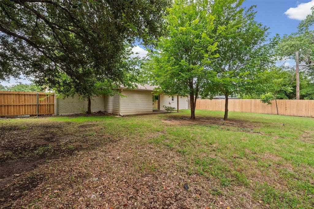 1005 Keller Avenue, Benbrook, TX 76126 So much space, so many possibilities!