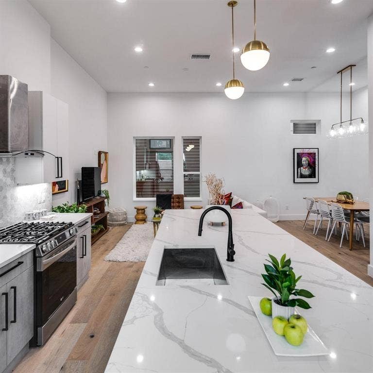 Property photo for 4208 Live Oak Street, #107, Dallas, TX