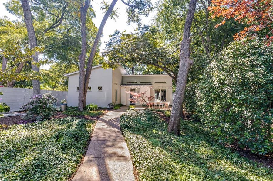 Property photo for 8820 Eustis Avenue, Dallas, TX