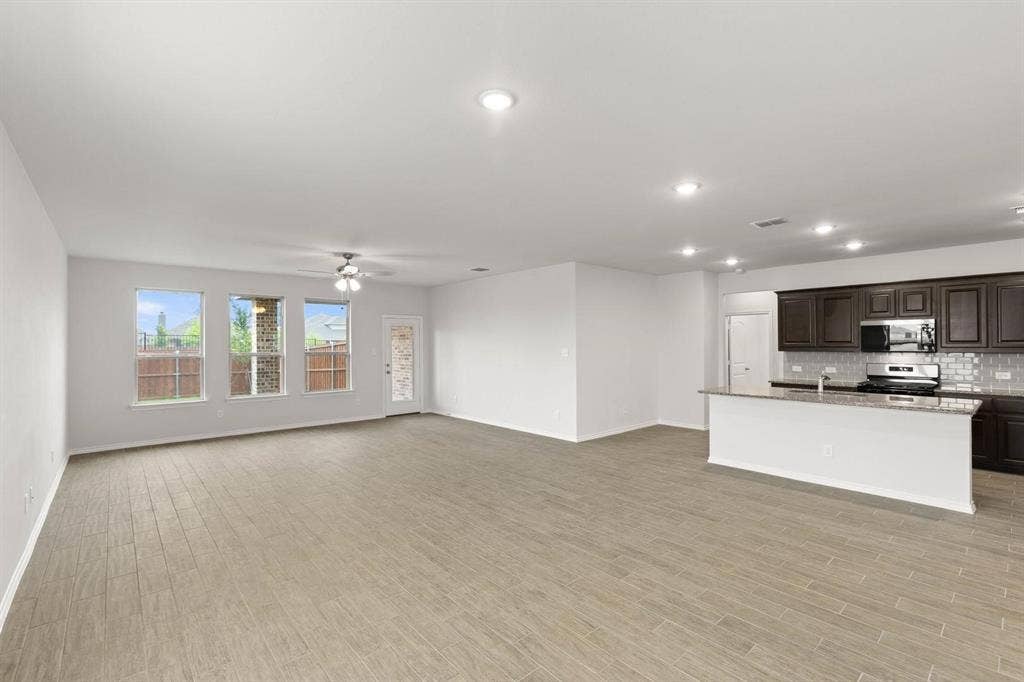 344 Dairy Way, Midlothian, TX 76065 344 Dairy Way, Midlothian, TX 76065
