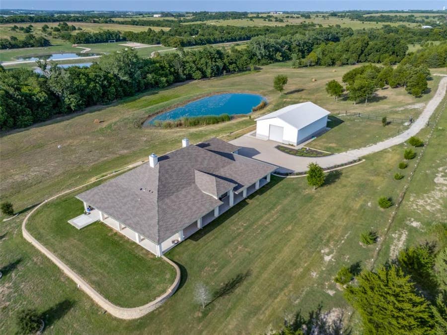Property photo for 16755 County Road 566, Farmersville, TX