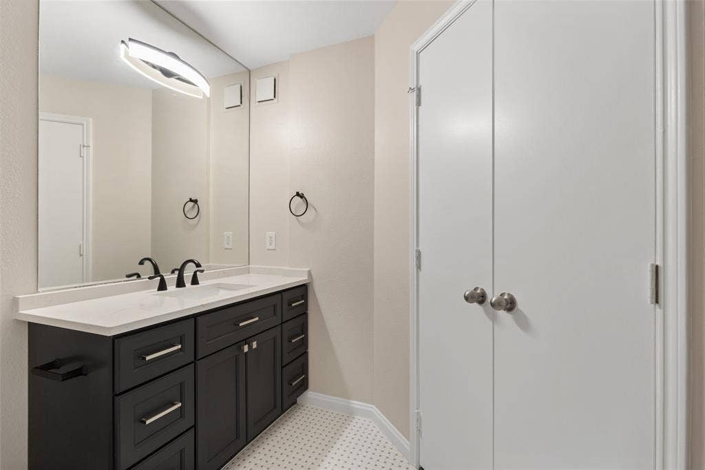 4611 Travis Street, #801B, Dallas, TX 75205 4611 Travis Street, #801B, Dallas, TX 75205