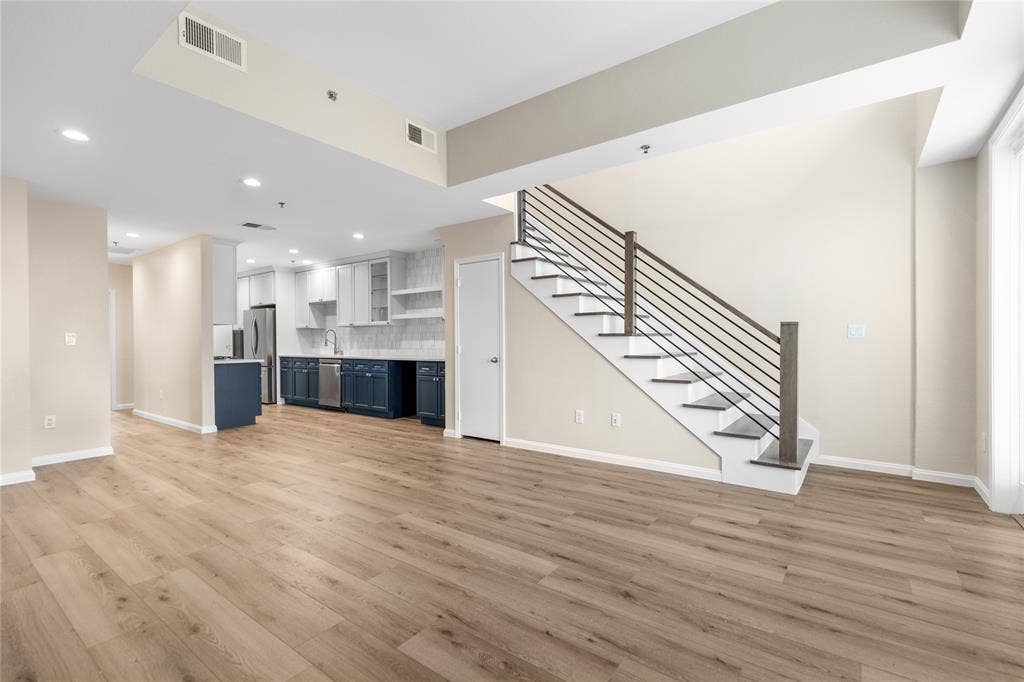 4611 Travis Street, #801B, Dallas, TX 75205 4611 Travis Street, #801B, Dallas, TX 75205