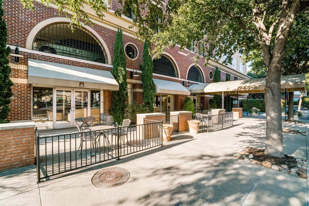 4611 Travis Street, #801B, Dallas, TX 75205 4611 Travis Street, #801B, Dallas, TX 75205