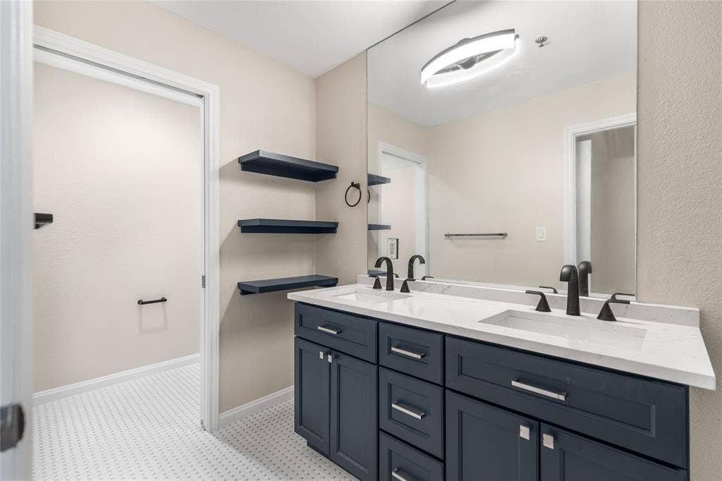 4611 Travis Street, #801B, Dallas, TX 75205 4611 Travis Street, #801B, Dallas, TX 75205