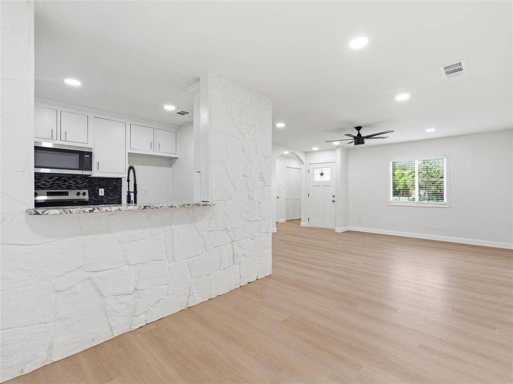 6400 Patino Court, Watauga, TX 76148 6400 Patino Court, Watauga, TX 76148