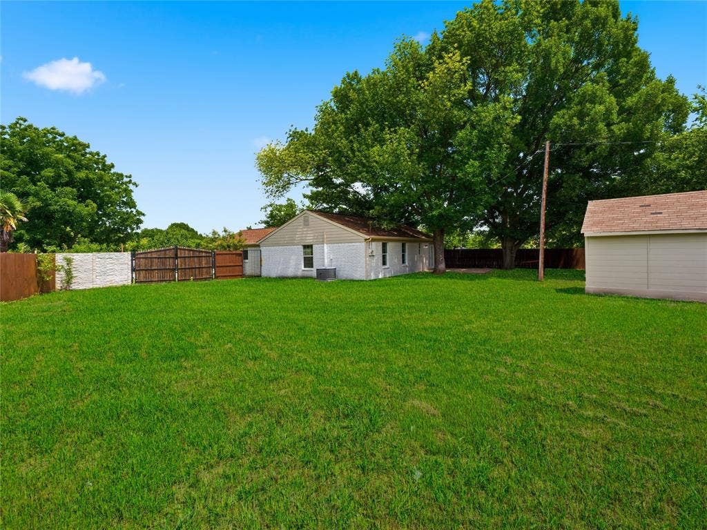 6400 Patino Court, Watauga, TX 76148 6400 Patino Court, Watauga, TX 76148