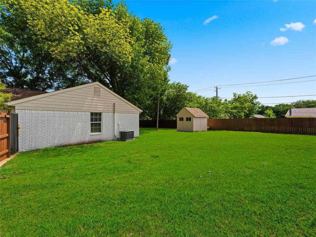 6400 Patino Court, Watauga, TX 76148 6400 Patino Court, Watauga, TX 76148