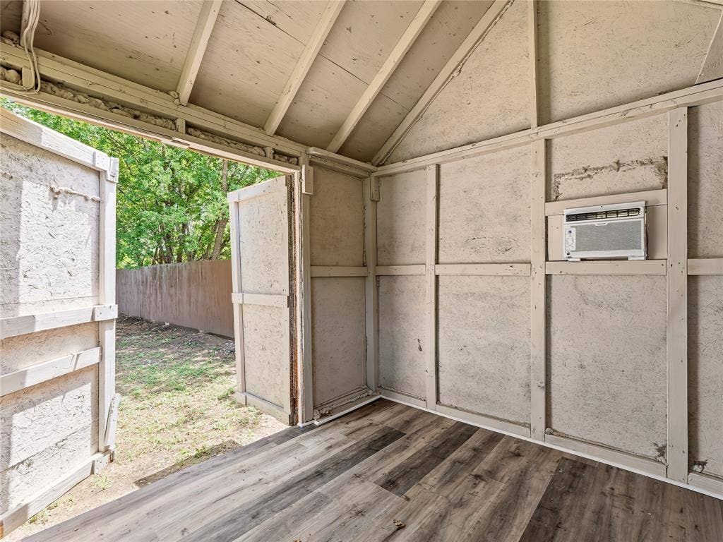 6400 Patino Court, Watauga, TX 76148 6400 Patino Court, Watauga, TX 76148