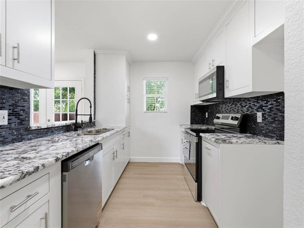 6400 Patino Court, Watauga, TX 76148 6400 Patino Court, Watauga, TX 76148