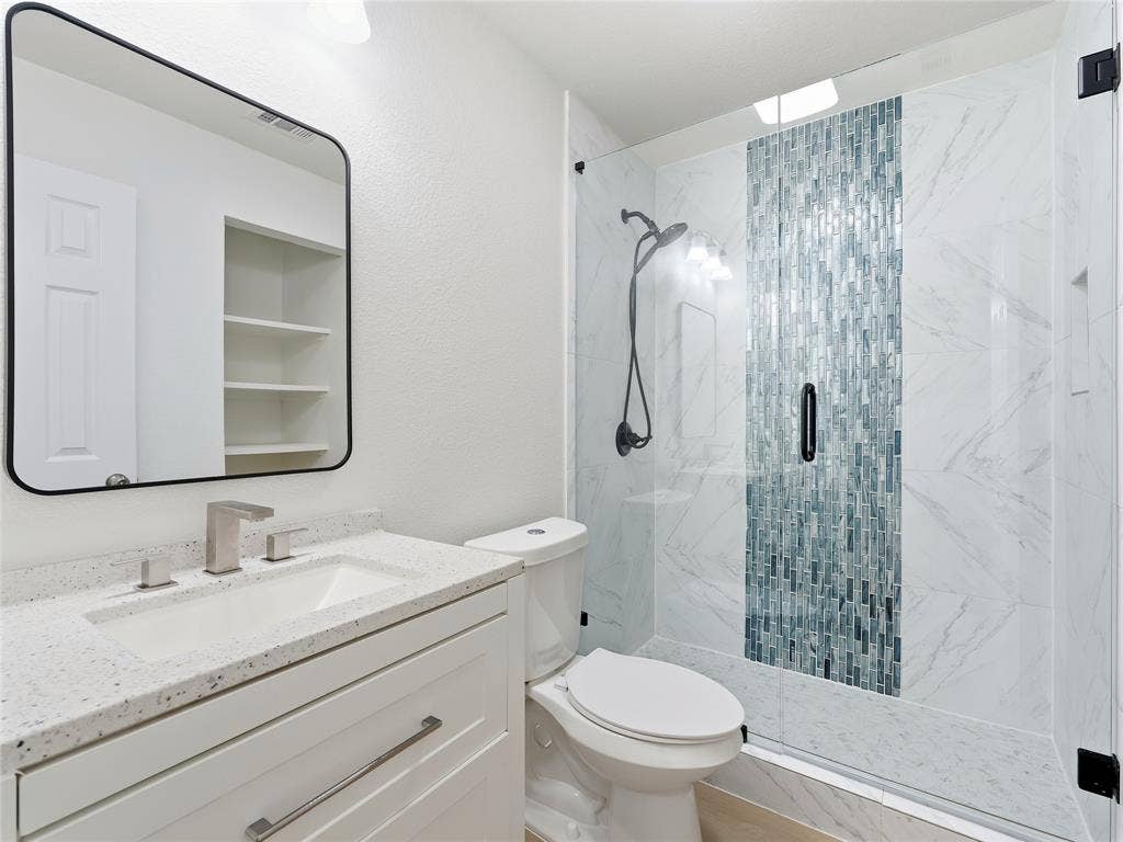6400 Patino Court, Watauga, TX 76148 6400 Patino Court, Watauga, TX 76148