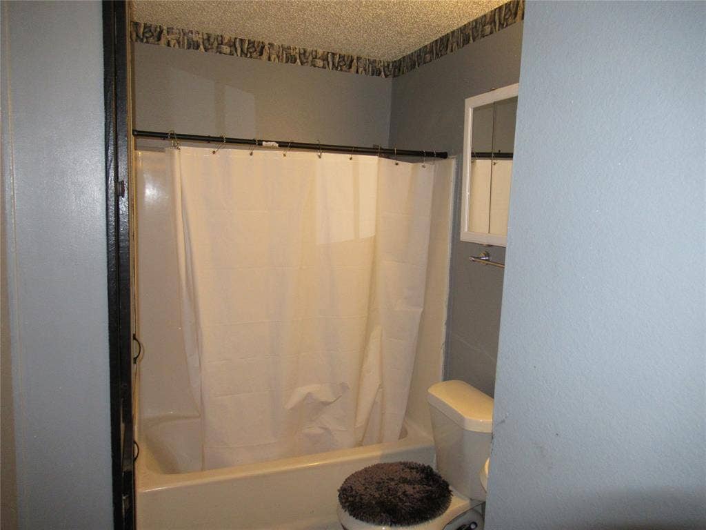 4214 3rd Street, Greenville, TX 75401