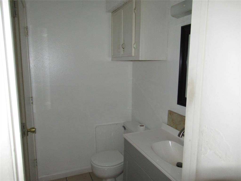 4214 3rd Street, Greenville, TX 75401
