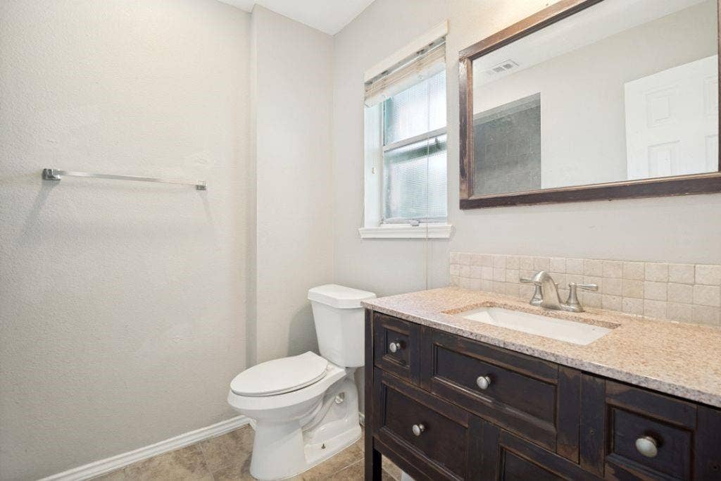 2426 Whit Drive, Mesquite, TX 75150 2426 Whit Drive, Mesquite, TX 75150