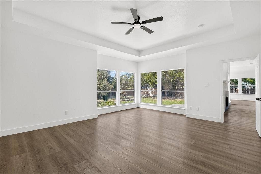 214 Pearly Top Drive, Glenn Heights, TX 75154