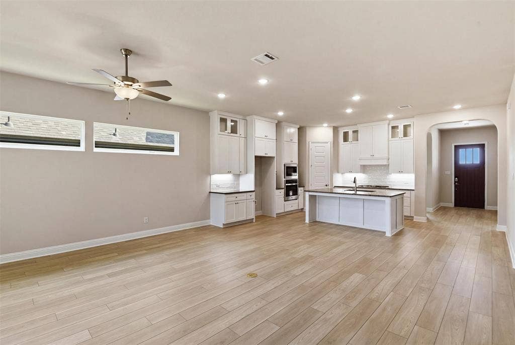 2524 Ballaster Mews, Rowlett, TX 75088 2524 Ballaster Mews, Rowlett, TX 75088