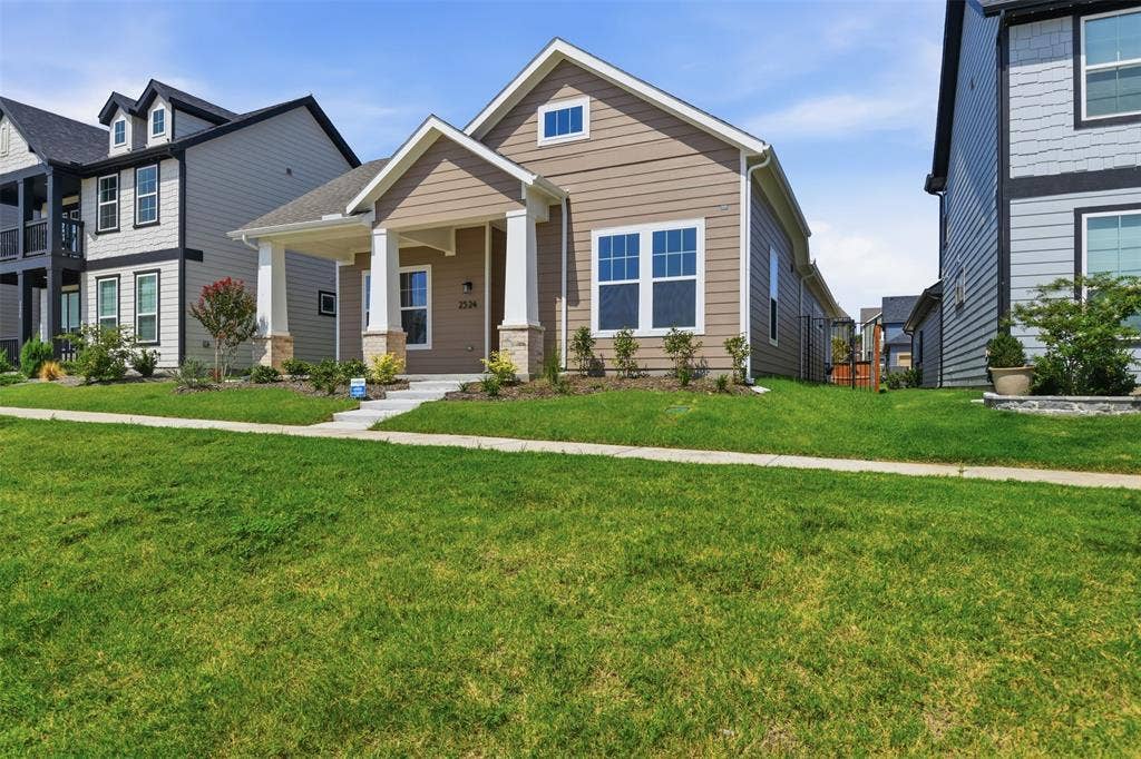 2524 Ballaster Mews, Rowlett, TX 75088 2524 Ballaster Mews, Rowlett, TX 75088