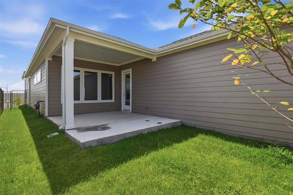 2524 Ballaster Mews, Rowlett, TX 75088 2524 Ballaster Mews, Rowlett, TX 75088