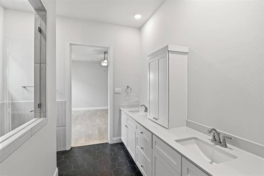 2524 Ballaster Mews, Rowlett, TX 75088 2524 Ballaster Mews, Rowlett, TX 75088