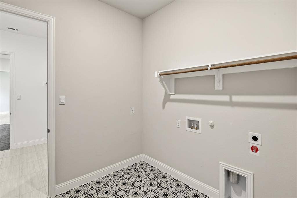 2524 Ballaster Mews, Rowlett, TX 75088 2524 Ballaster Mews, Rowlett, TX 75088