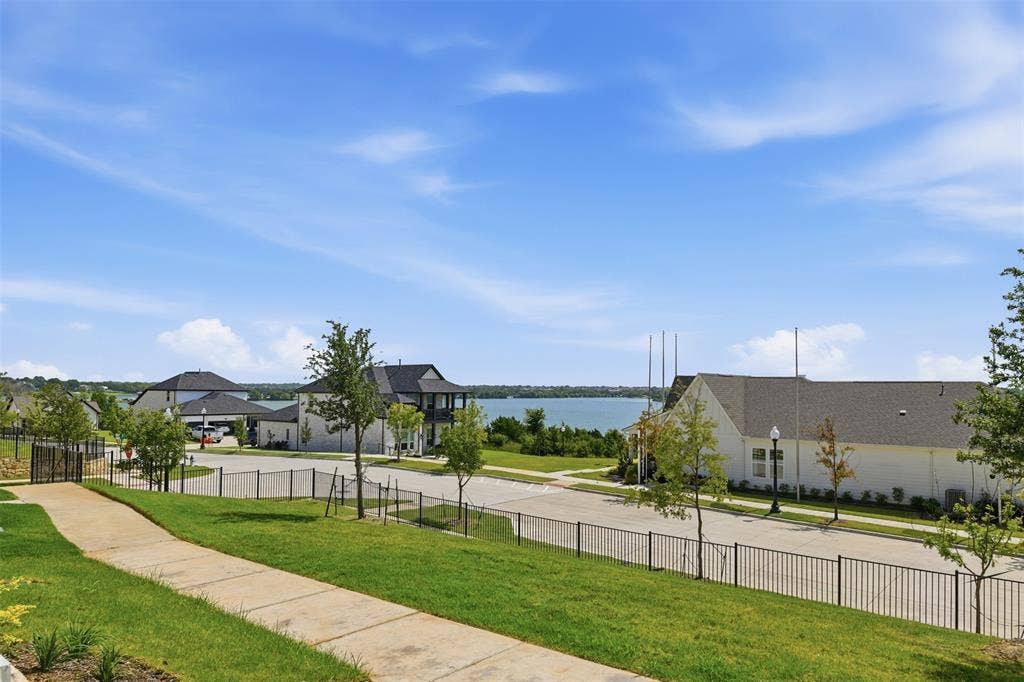 2524 Ballaster Mews, Rowlett, TX 75088 2524 Ballaster Mews, Rowlett, TX 75088