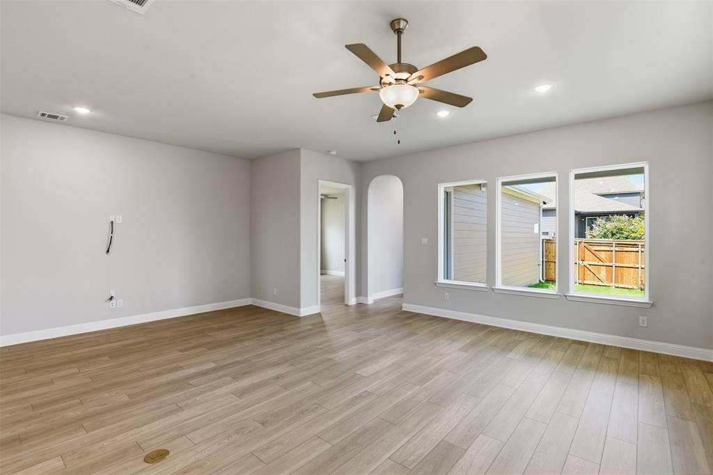 2524 Ballaster Mews, Rowlett, TX 75088 2524 Ballaster Mews, Rowlett, TX 75088