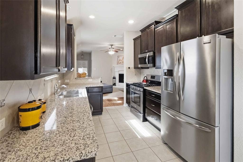 9804 Cottontail Lane, McKinney, TX 75071 9804 Cottontail Lane, McKinney, TX 75071