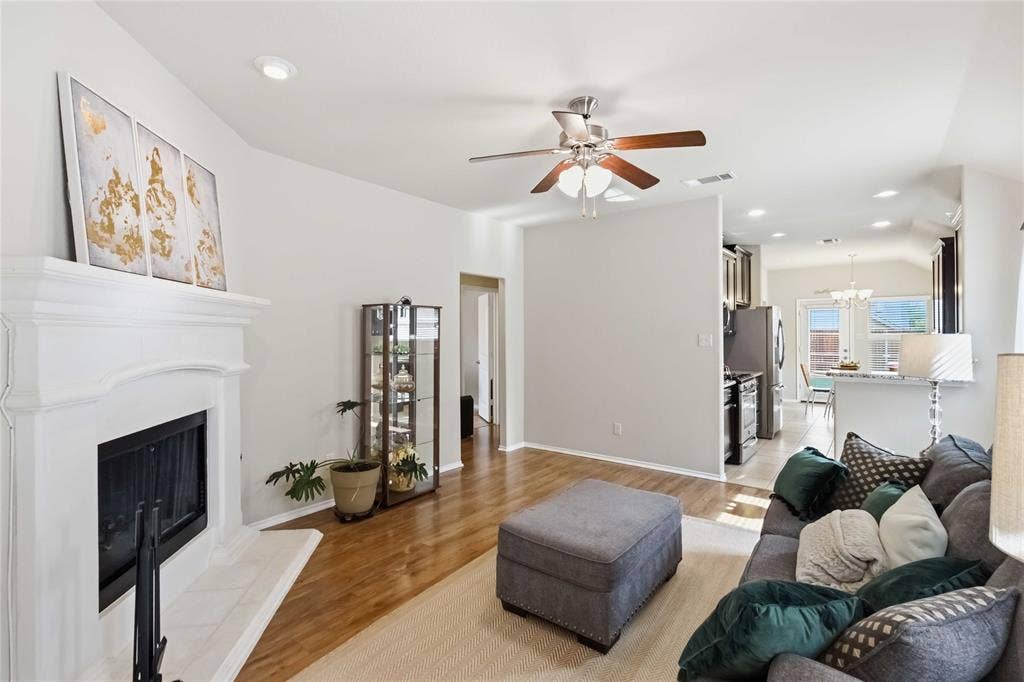 9804 Cottontail Lane, McKinney, TX 75071 9804 Cottontail Lane, McKinney, TX 75071