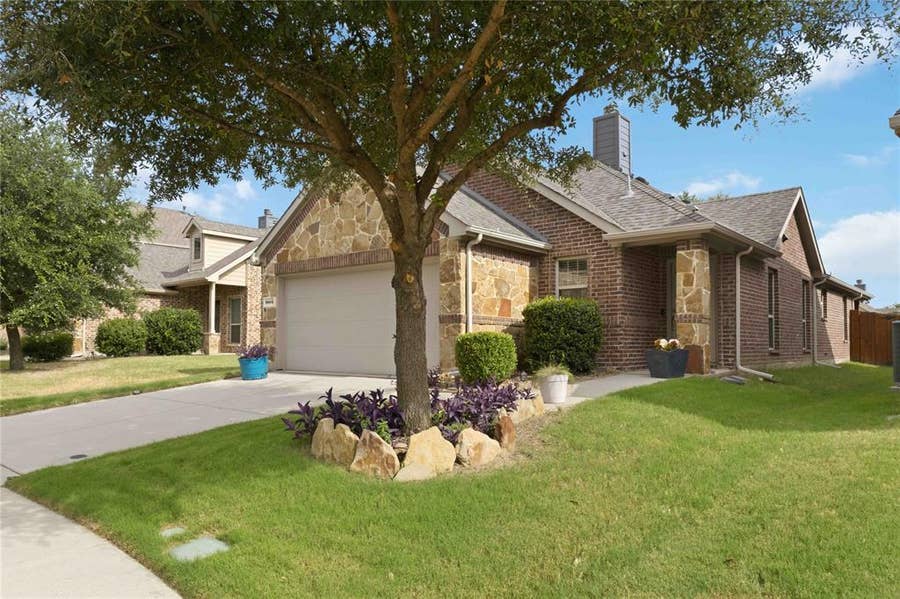 Property photo for 9804 Cottontail Lane, McKinney, TX