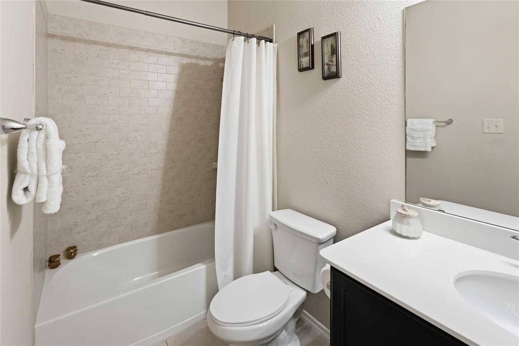 9804 Cottontail Lane, McKinney, TX 75071 9804 Cottontail Lane, McKinney, TX 75071
