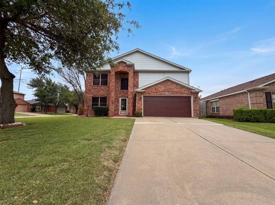 Property photo for 7001 Edmundson Drive, Arlington, TX