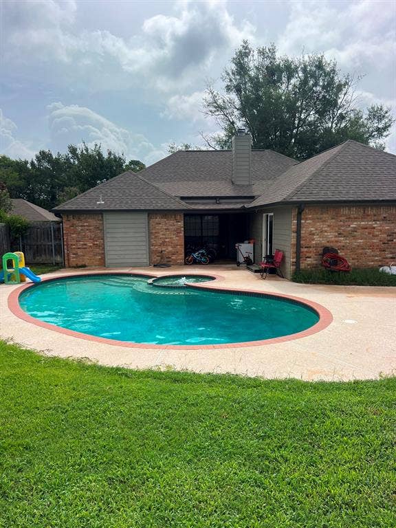 Property photo for 610 Pecos Street, Chandler, TX