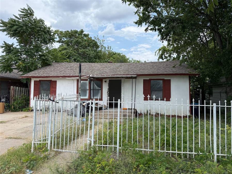Property photo for 3343 Bryan Avenue, Fort Worth, TX