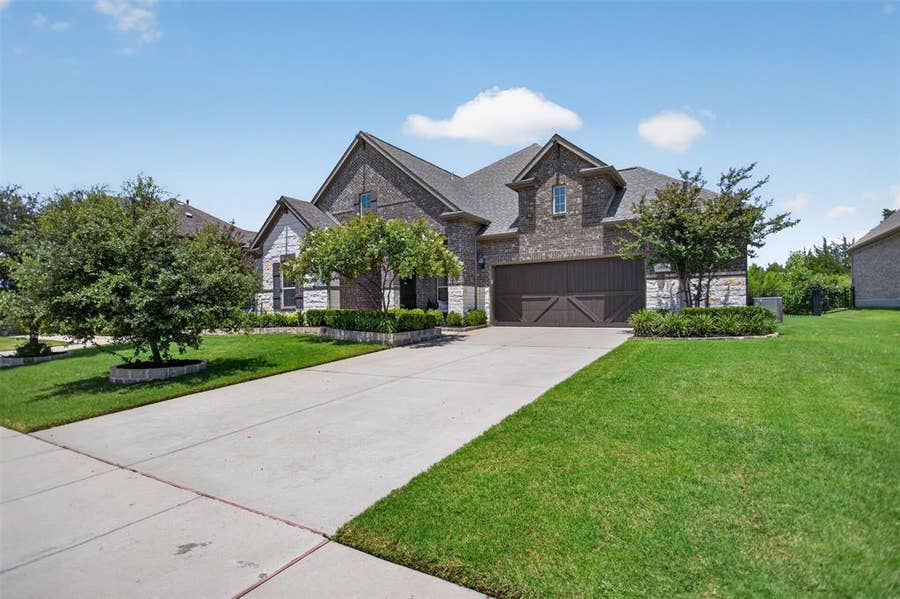 Property photo for 2809 Abundant Court, Heath, TX