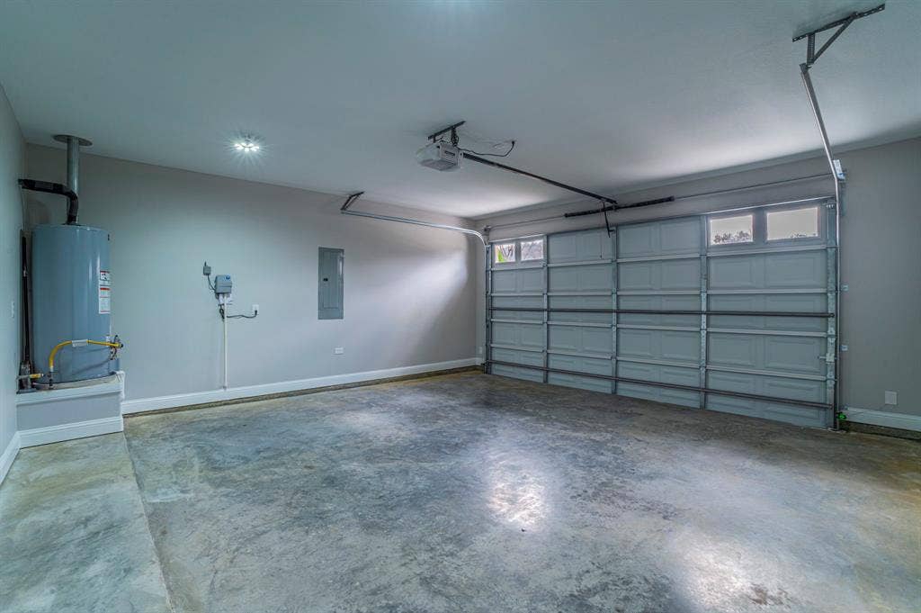 8319 Deep Green Drive, Dallas, TX 75249