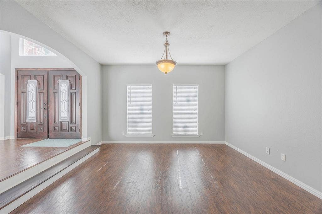 2705 Trophy Drive, Plano, TX 75025 2705 Trophy Drive, Plano, TX 75025