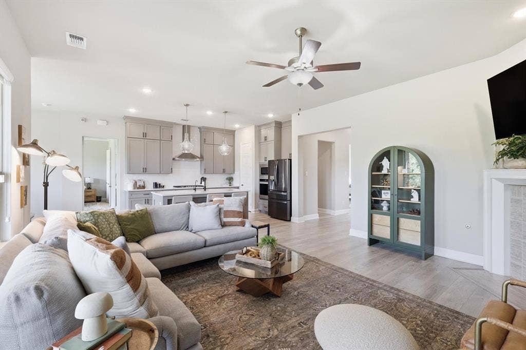 3120 Creek Meadow Drive, Anna, TX 75409