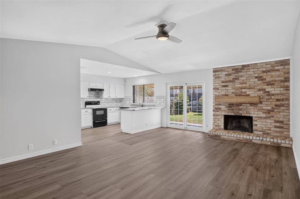 1915 Lavon Creek Lane, Arlington, TX 76006 1915 Lavon Creek Lane, Arlington, TX 76006