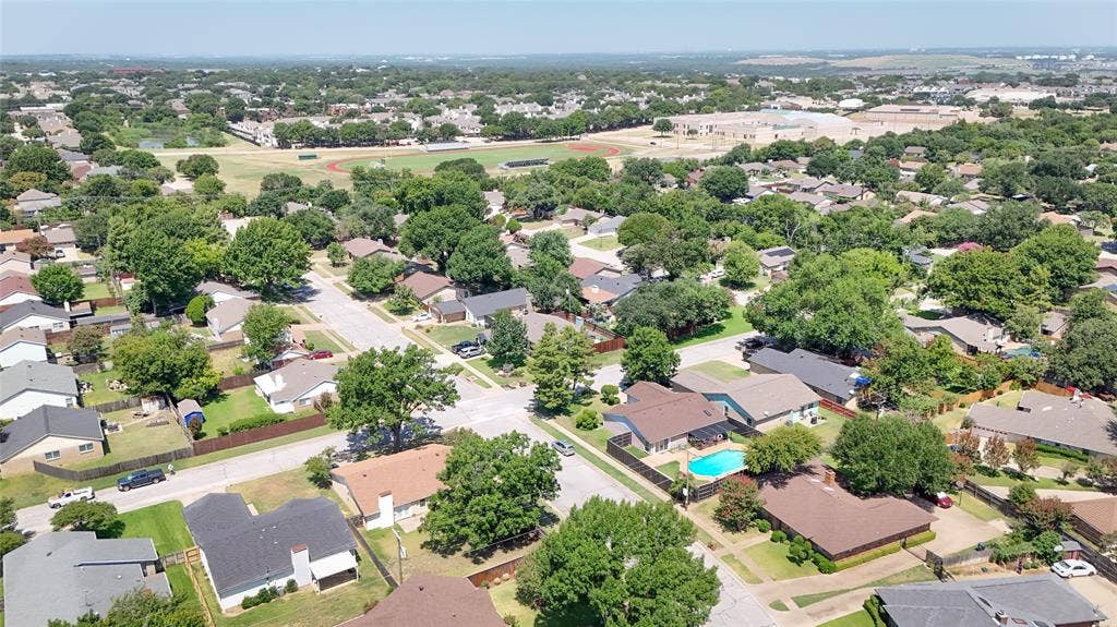 1915 Lavon Creek Lane, Arlington, TX 76006 1915 Lavon Creek Lane, Arlington, TX 76006