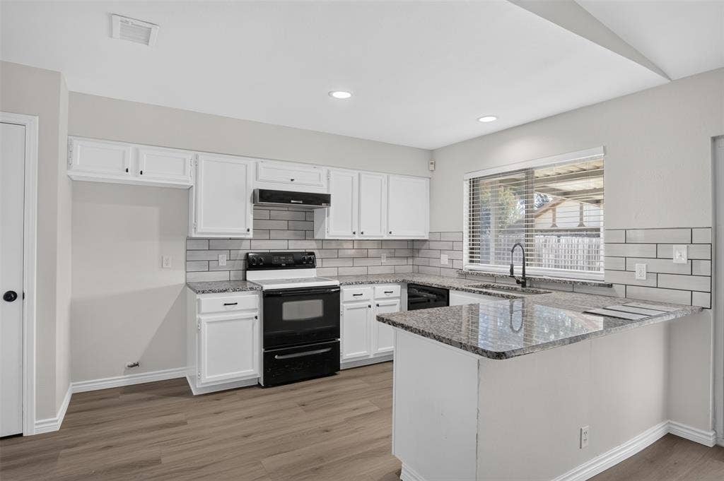 1915 Lavon Creek Lane, Arlington, TX 76006 1915 Lavon Creek Lane, Arlington, TX 76006