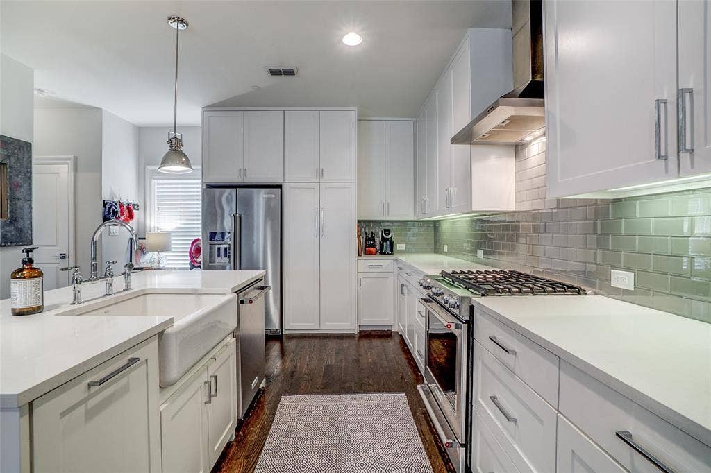 3449 Milton Avenue, #6, University Park, TX 75205 3449 Milton Avenue, #6, University Park, TX 75205