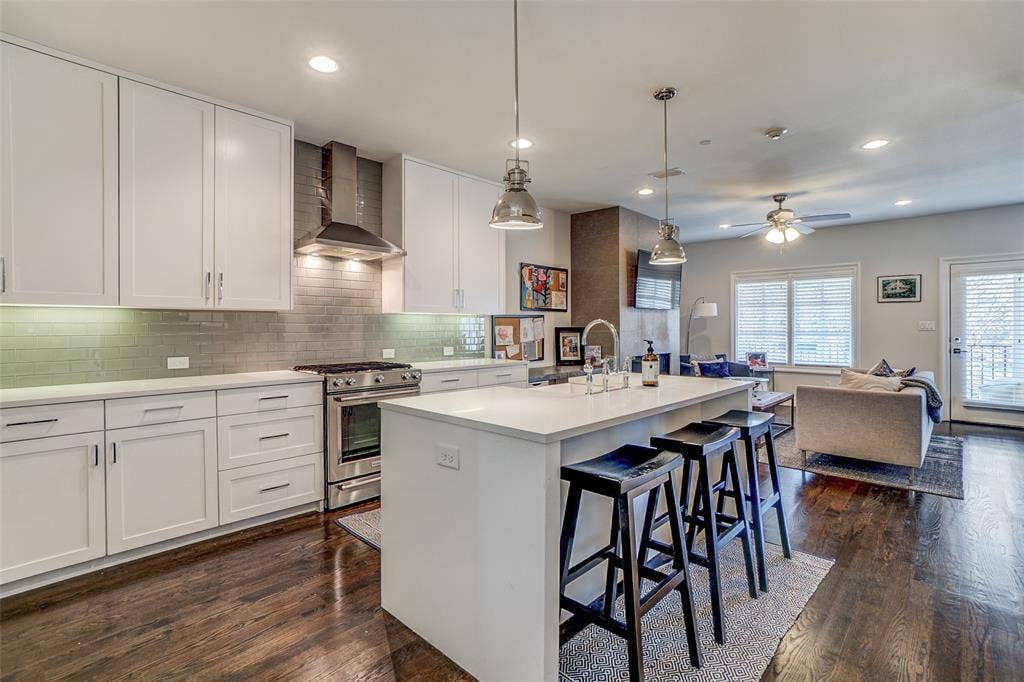 3449 Milton Avenue, #6, University Park, TX 75205 3449 Milton Avenue, #6, University Park, TX 75205