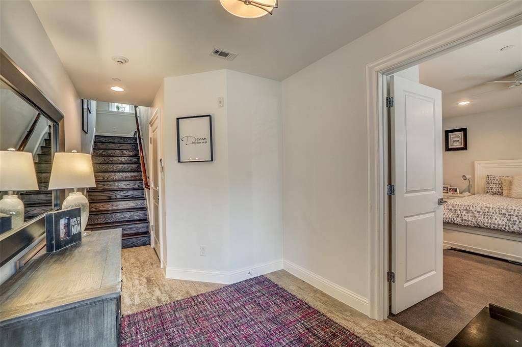 3449 Milton Avenue, #6, University Park, TX 75205 3449 Milton Avenue, #6, University Park, TX 75205