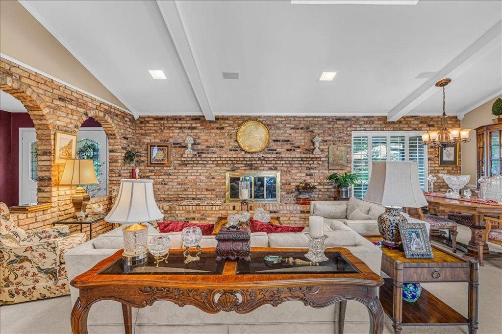 1609 Lake Hill Lane, Plano, TX 75023 1609 Lake Hill Lane, Plano, TX 75023