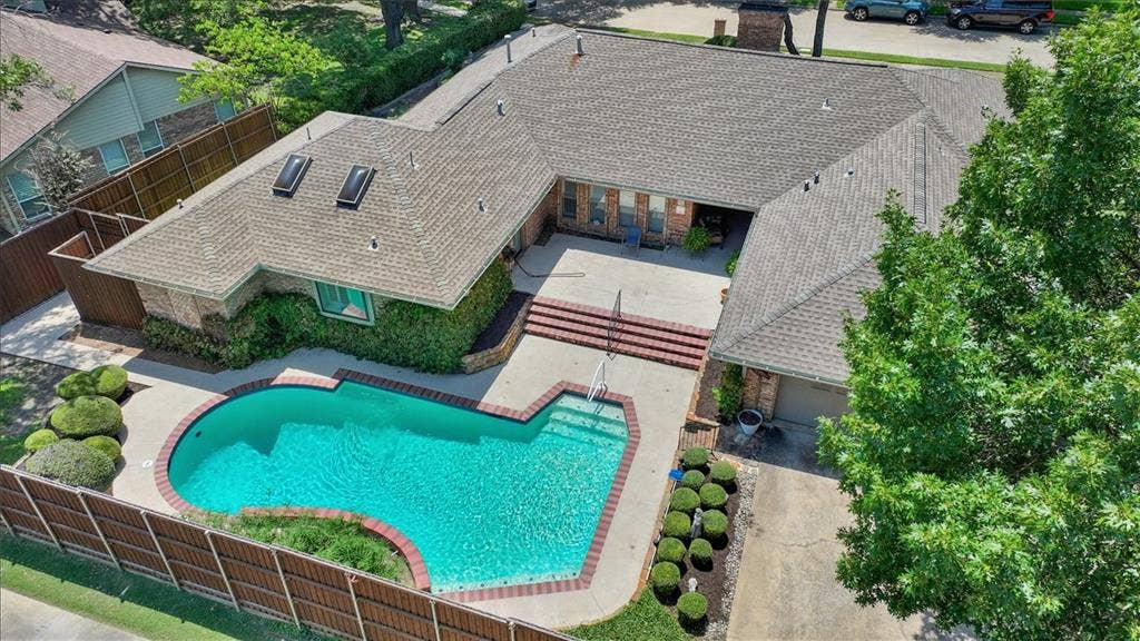 1609 Lake Hill Lane, Plano, TX 75023 1609 Lake Hill Lane, Plano, TX 75023