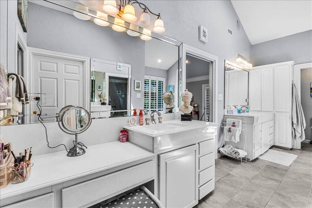 1609 Lake Hill Lane, Plano, TX 75023 1609 Lake Hill Lane, Plano, TX 75023