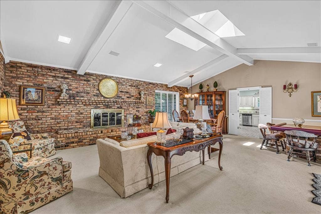 1609 Lake Hill Lane, Plano, TX 75023 1609 Lake Hill Lane, Plano, TX 75023
