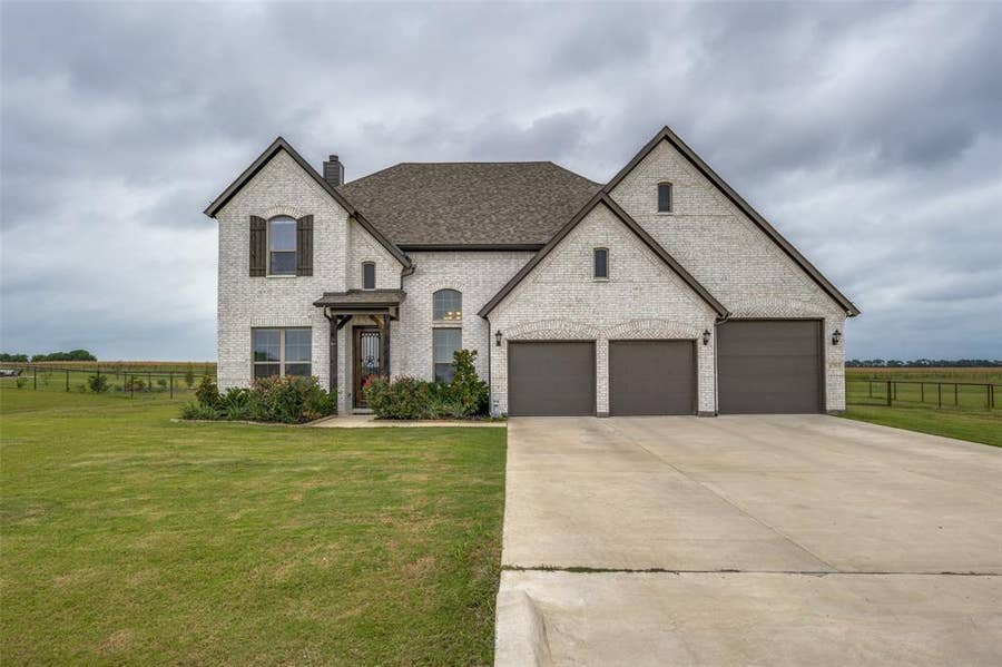 Property photo for 8795 County Road 502, Blue Ridge, TX