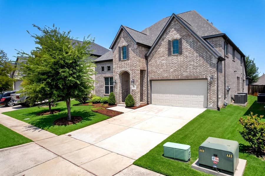 Property photo for 4004 Wittenburg Drive, McKinney, TX